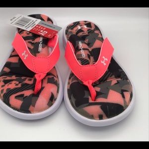 UNDER ARMOUR UA G MARBELLA ALPHA VI T 001 SIZE - 5Y